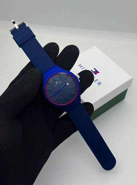 Montre TOMMY HILFIGER - Élégan