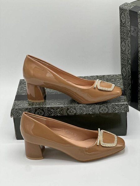 Full shoes