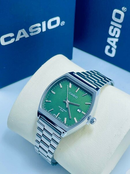 Montre Classique Casio Homme