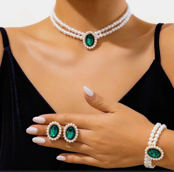 Ladies Necklace