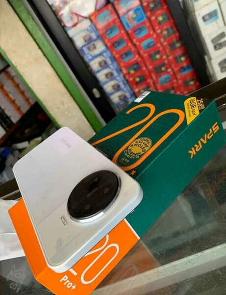 Tecno spark 20 pro
