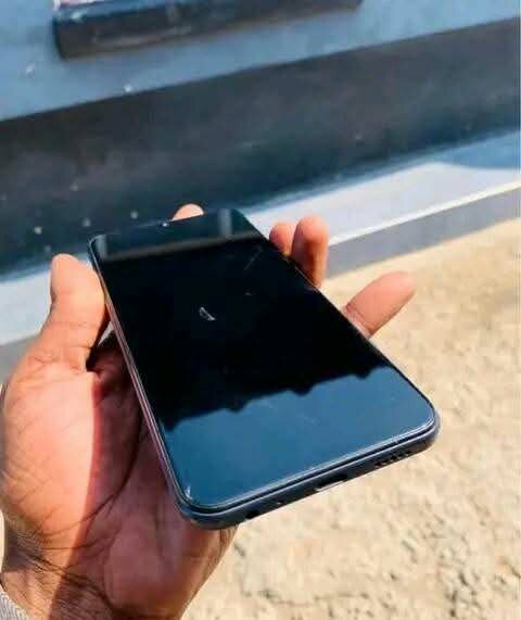 Tecno spark 8c