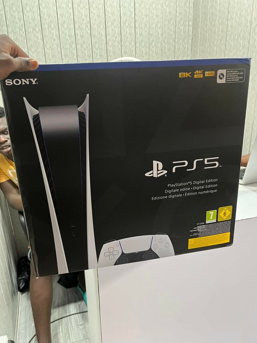 PS5 DIGITAL 10JEUX