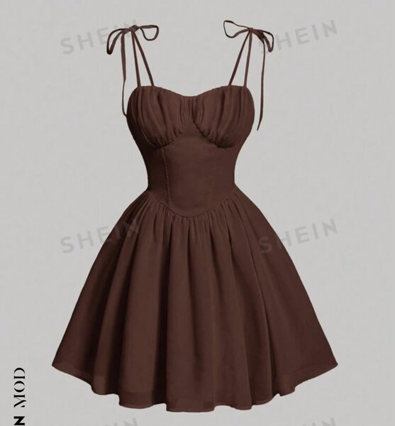 Robe courte