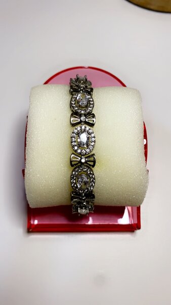 Diamond bracelet