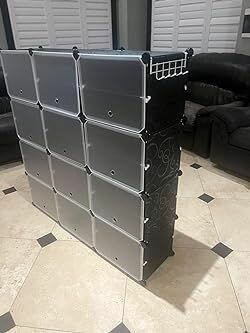 Portable wardrobe