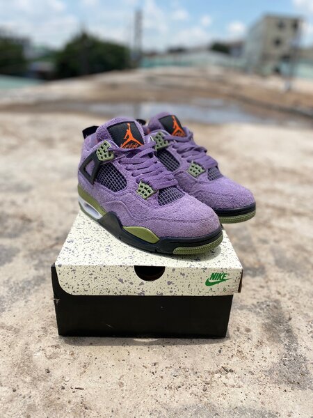 Retro Jordan 4