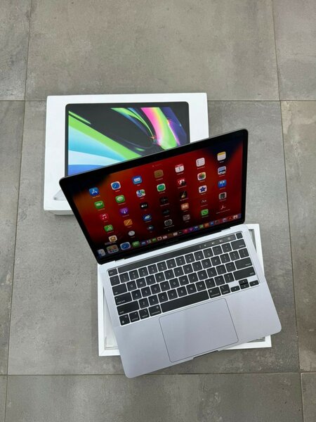 MacBook Pro m2 chip  13 inch