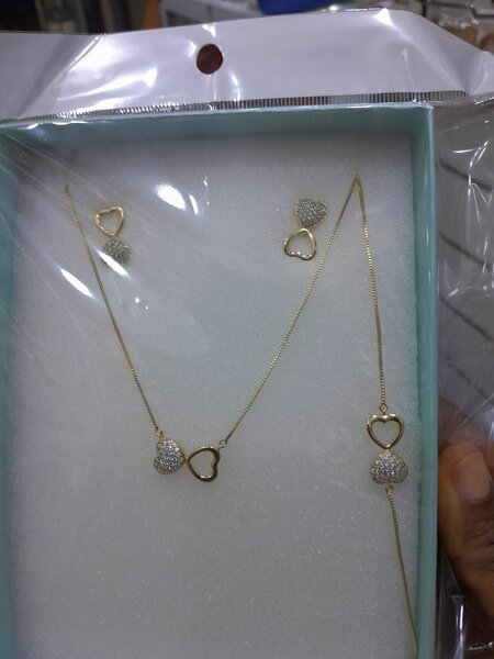 Ladies jewelry