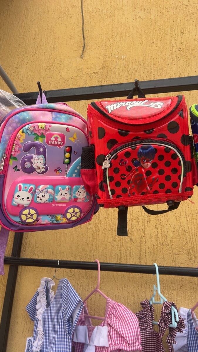 Sac à dos enfant coloré motif