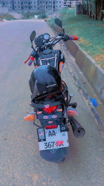 Moto Aloba Quaski