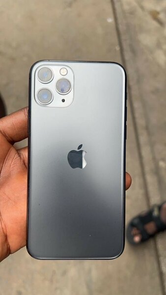 iPhone 11 Pro