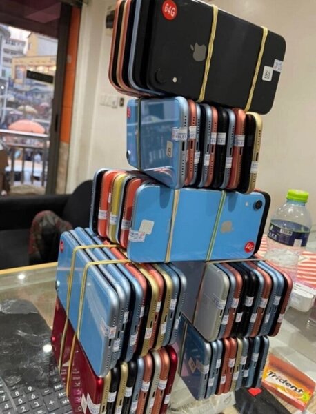 IPHONE XR