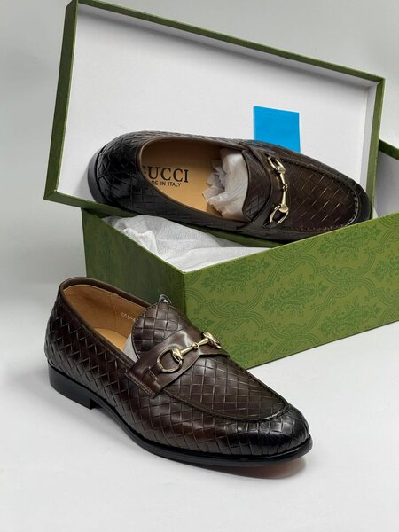 Solid Gucci Shoes