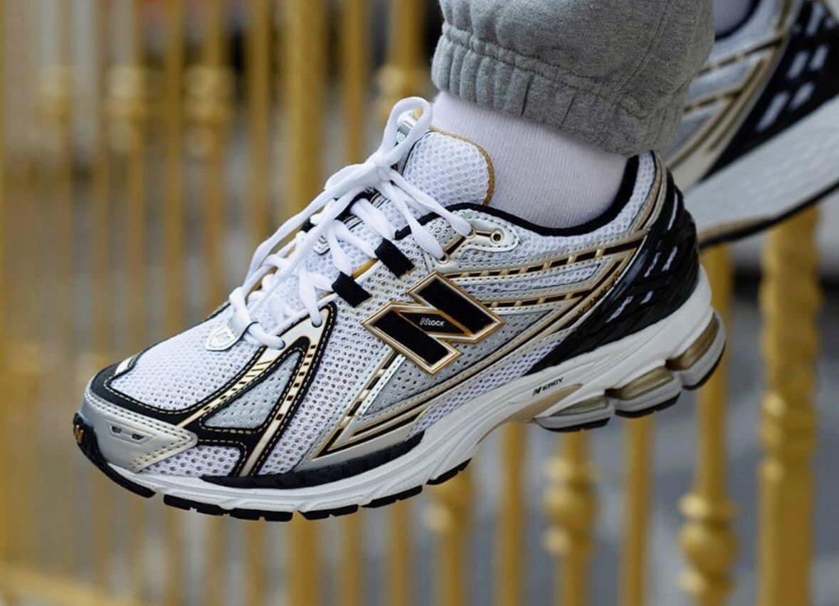 Baskets  New Balance blanc or