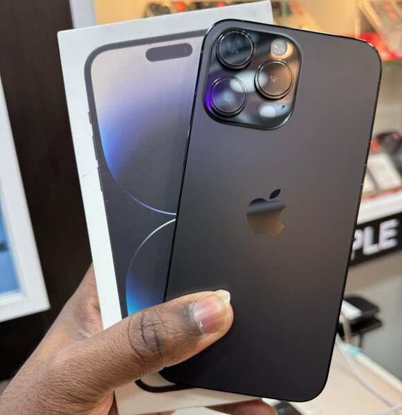 iPhone 14 Pro Max