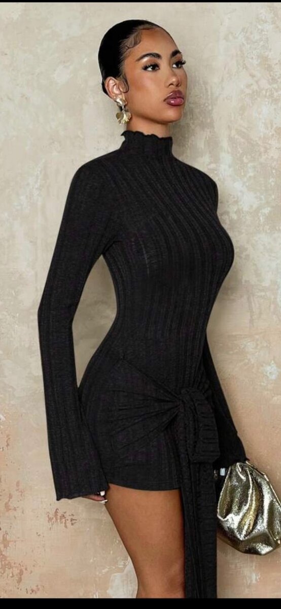 Robe SHEIN moulante élégante