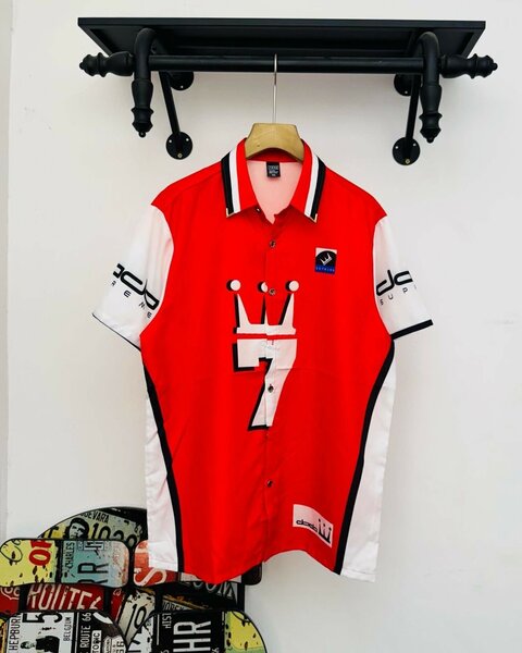 VARSITY T-SHIRT