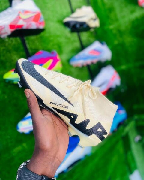 NIKE AIR ZOOM