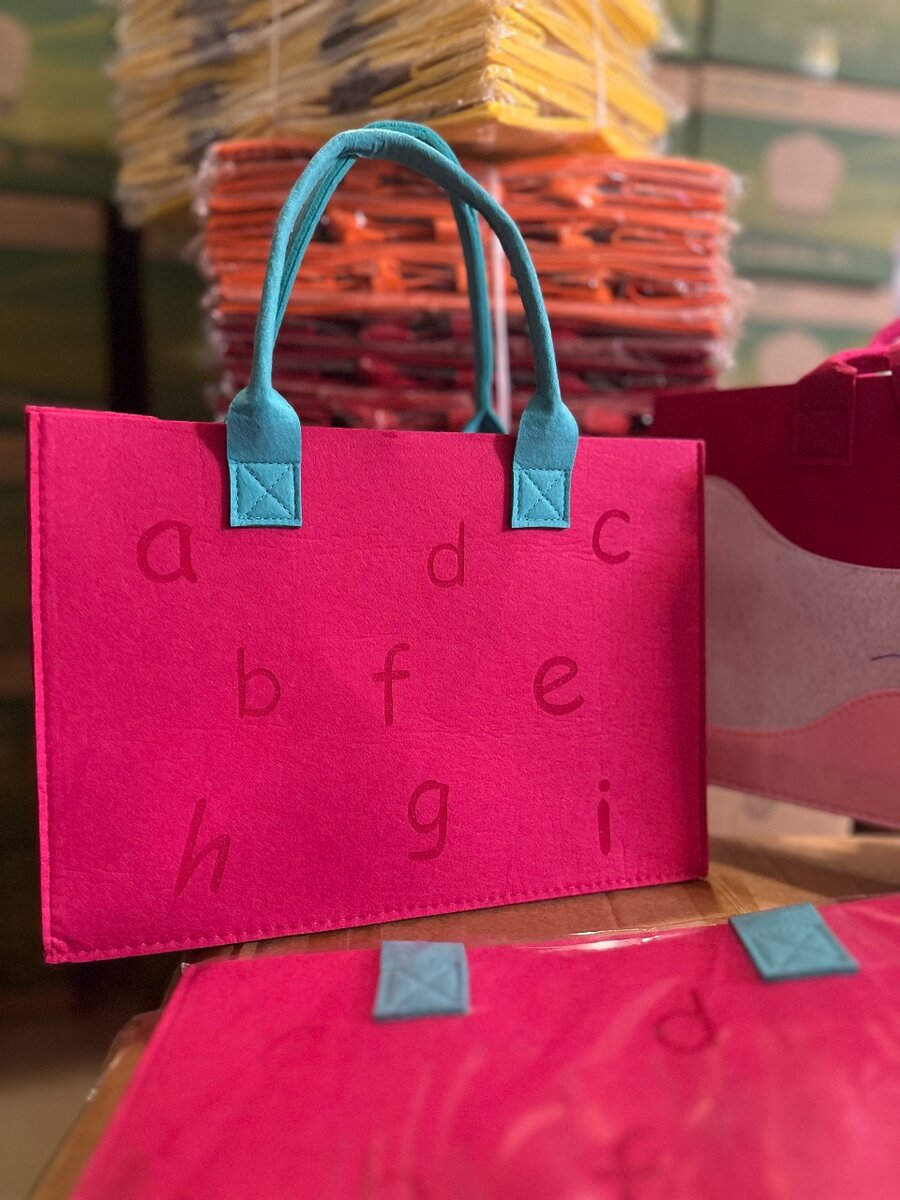 Tote bags