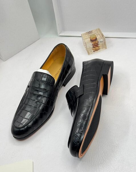 EXECUTIVE SHOES