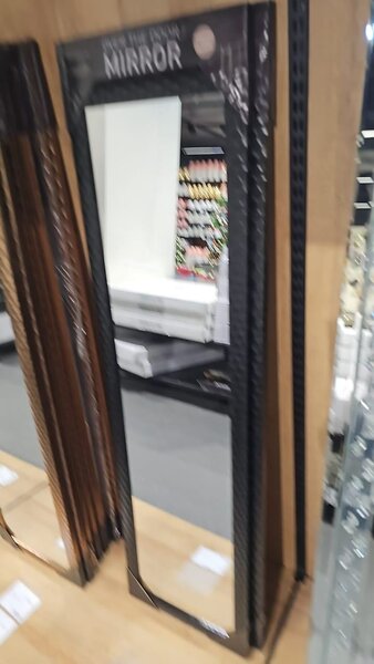 YM  mirror
