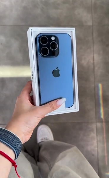 15 pro 256 blue