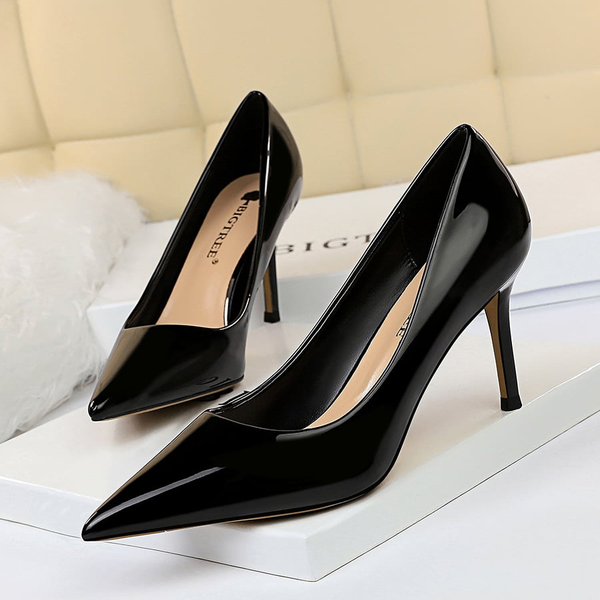 Ladies heel