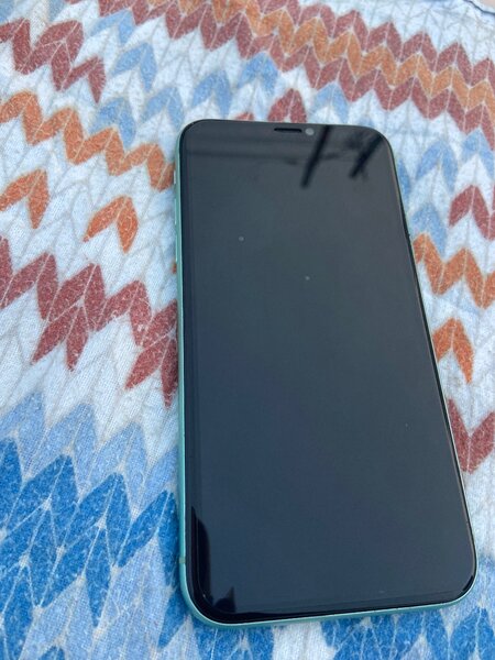 iPhone 11