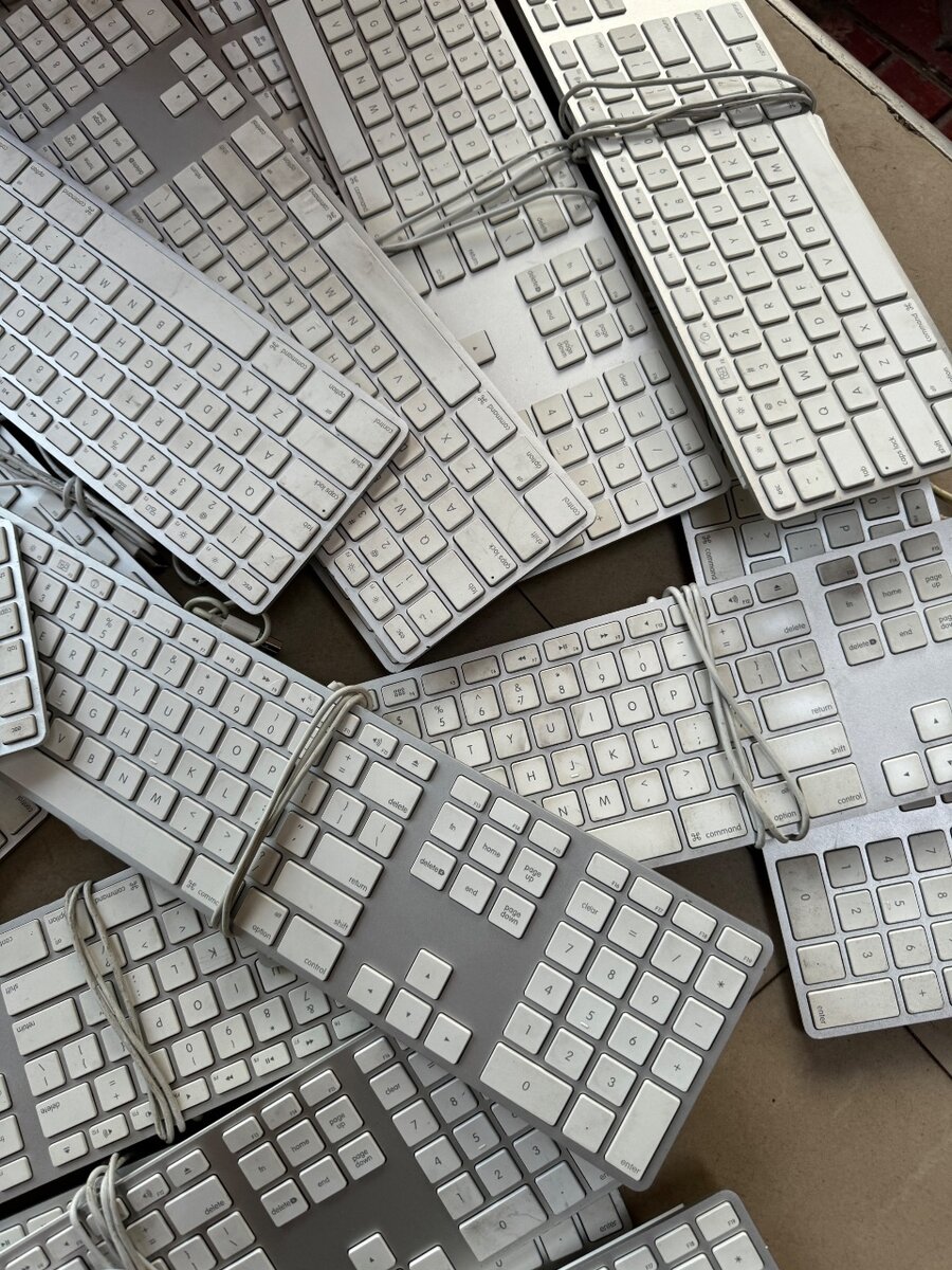 Apple USB Wired Keyboard / Numeric Keypad Silver original