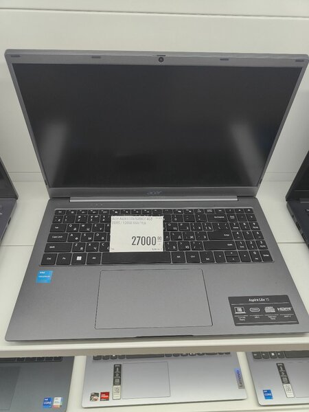Acer . Asus