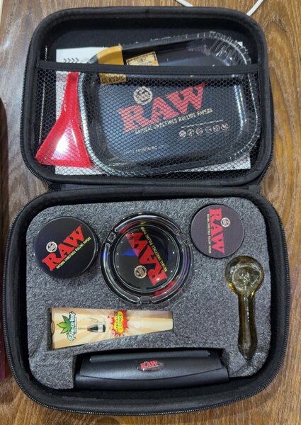 Smoking set