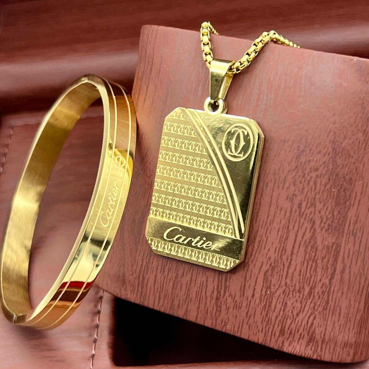 Chaîne et bracelet