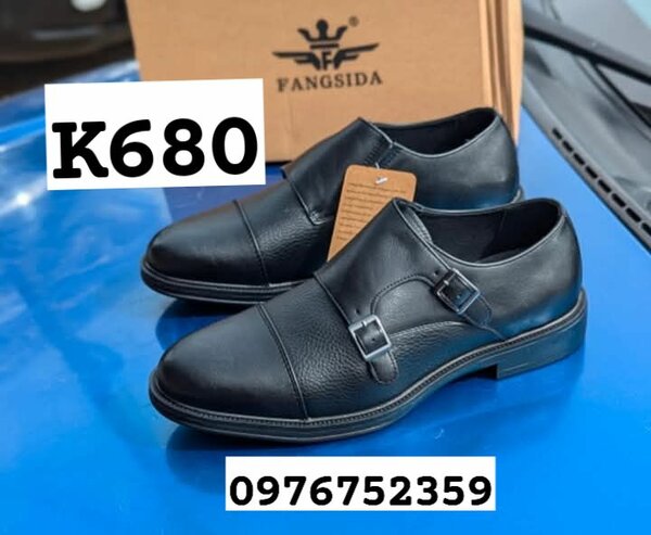 Dress shoes