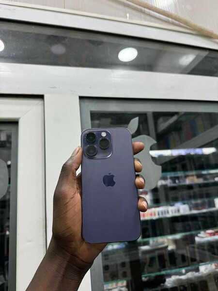 iPhone 14 pro 128g