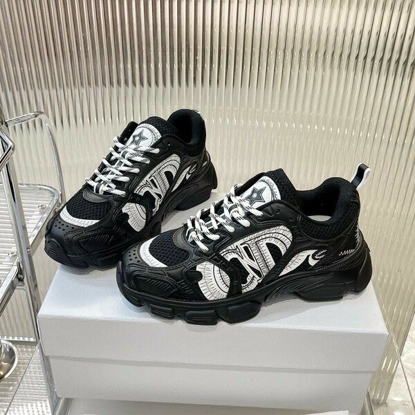 CD DIOR SNEAKER