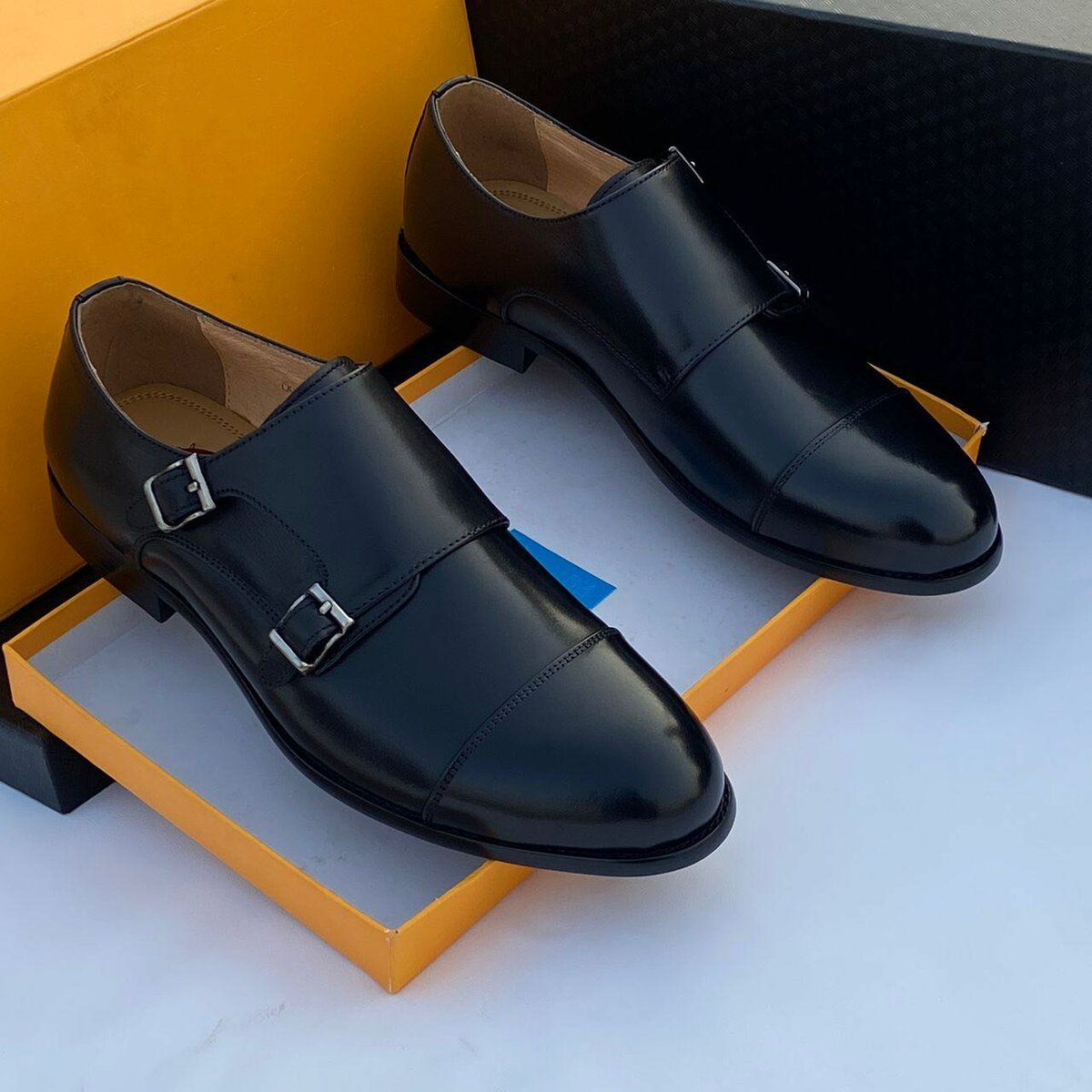 Men shoes