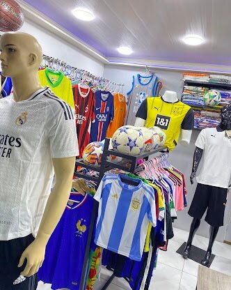 MAISSON DES MAILLOT 