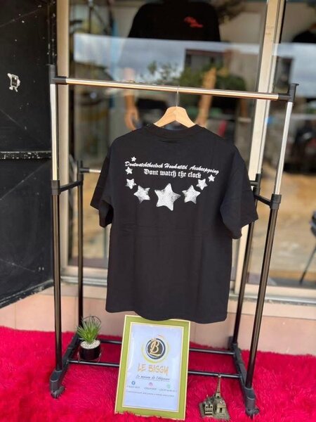 T-shirt imprimé étoiles