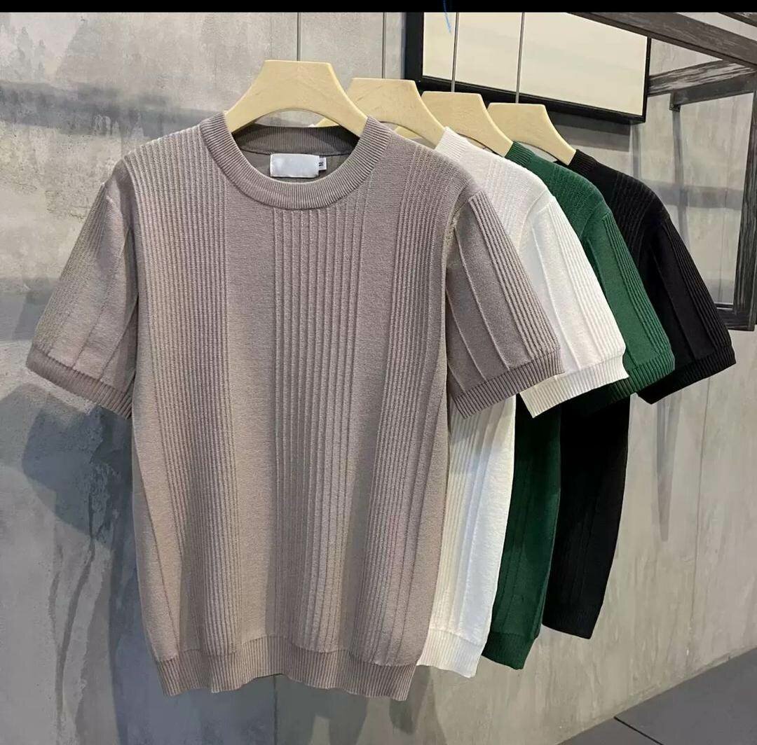 Fashion knitted tops
