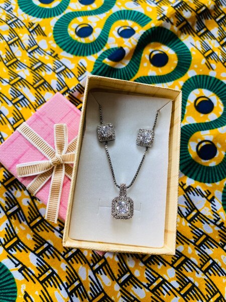 Jewelry set