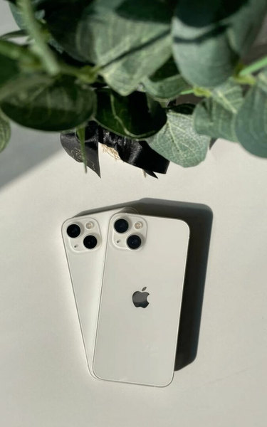iPhone 13