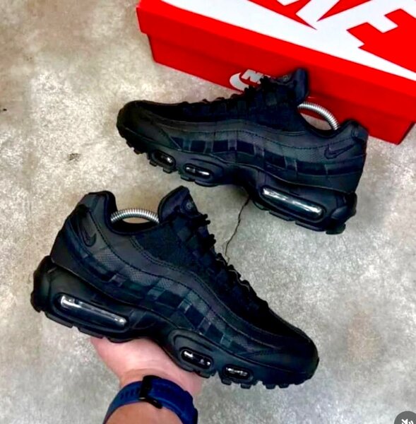 Nike Sneakers