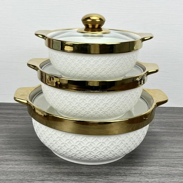 Soupière en porcelaine