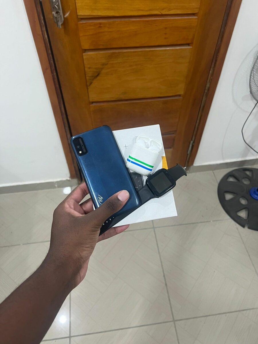 Kit Smartphone et Montre Connectée