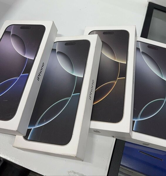 iPhone 16 Pro Max