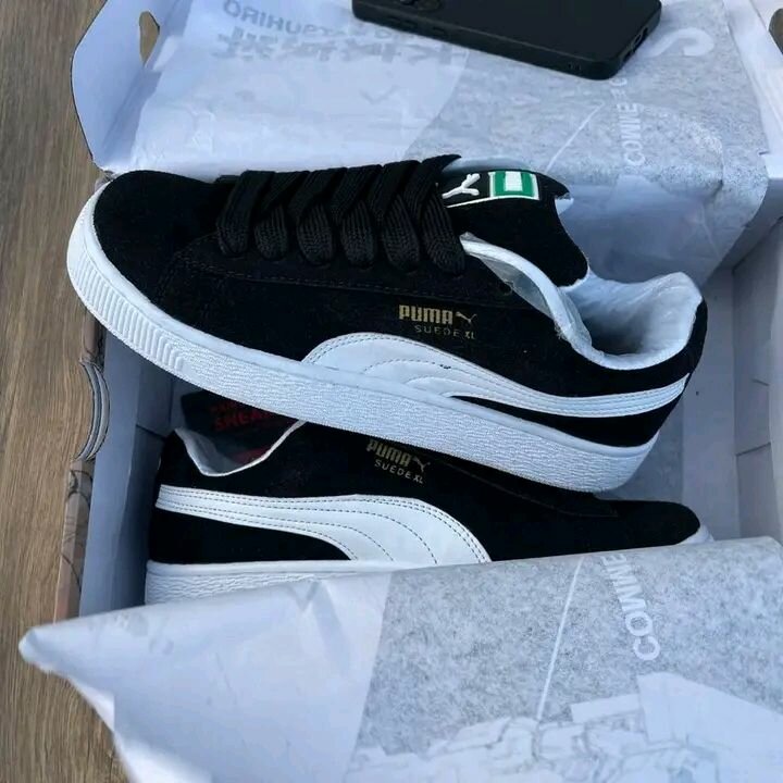 Sneaker