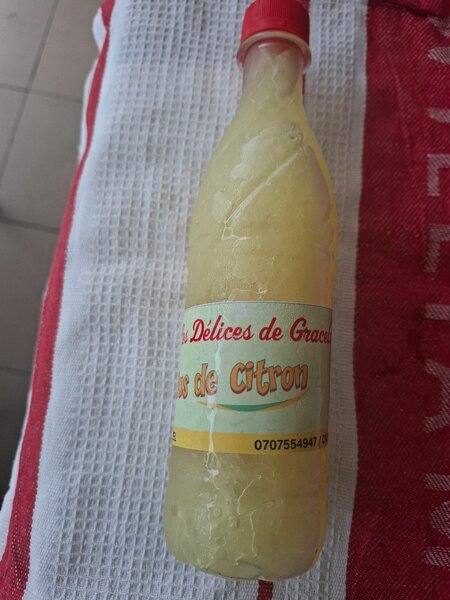 Jus de citron naturel