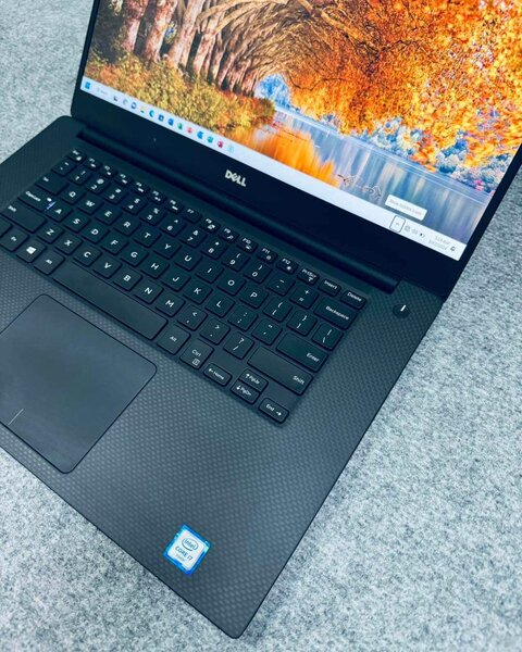 (Gaming LAPTOP ) Dell Precision 5510