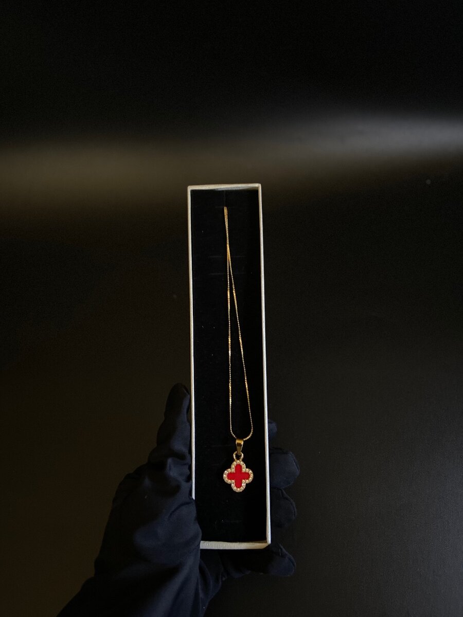 Red Van cleef
